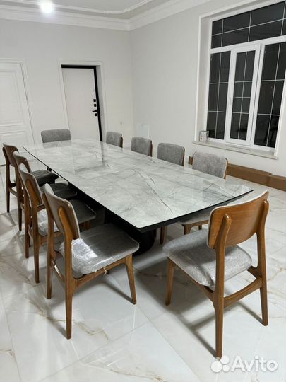 Стол и стулья комплект