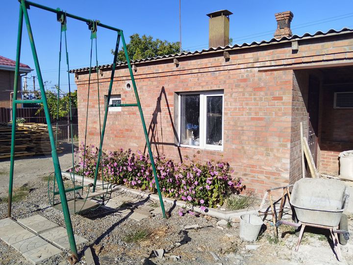 Дом 100 м² на участке 10 сот.