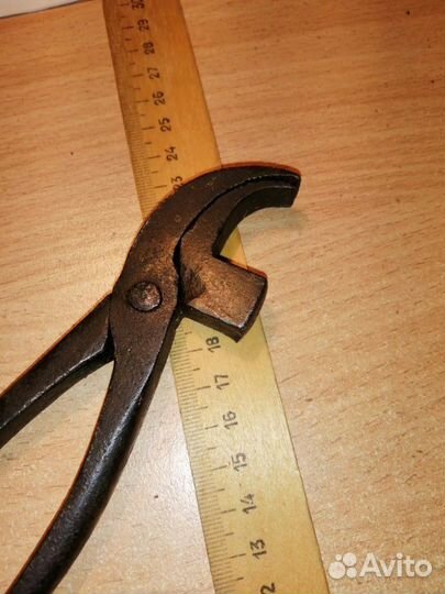 Сапожные пассатижи с клеймом