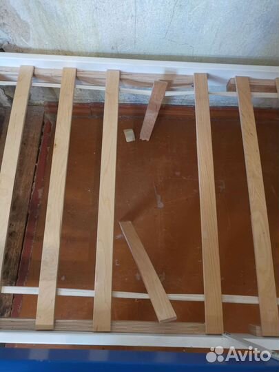Кровать деревянная детская сбортиком и 2 ящиками