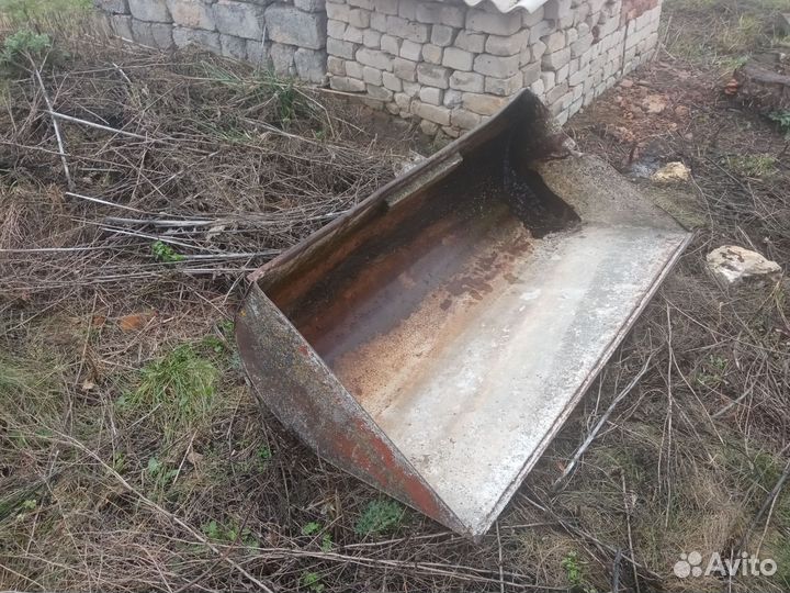 Ковш на трактор