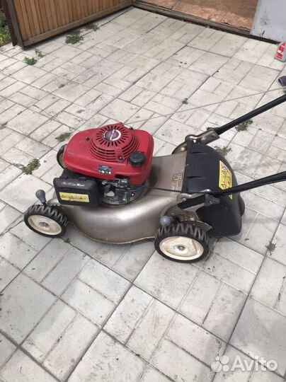 Газонокосилка бензиновая Honda б у