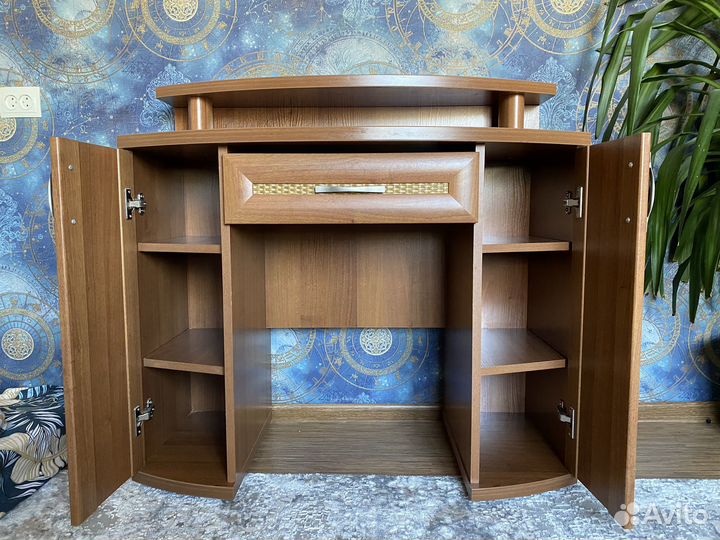 Трельяж, туалетный столик