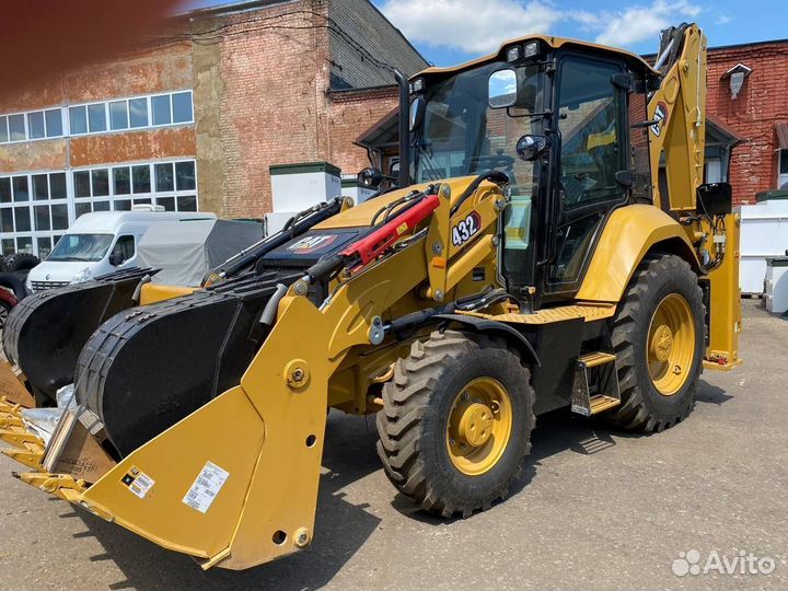 Экскаватор-погрузчик CAT 432, 2024