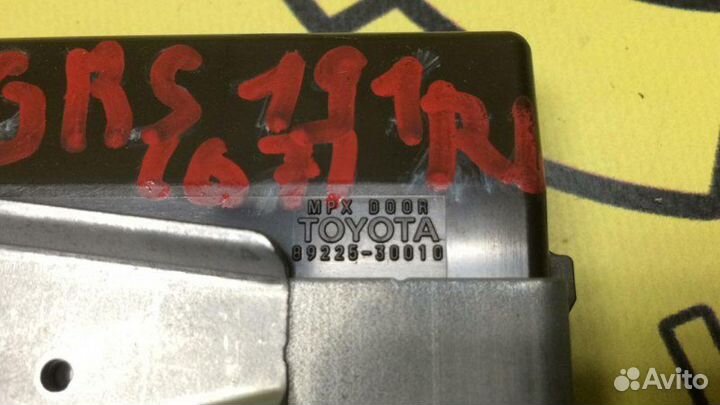 Блок управления дверьми задний левый Lexus Gs350