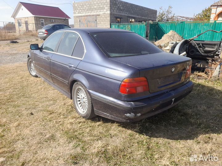 Бмв 523i Е39 в разборе, запчасти BMW Е39