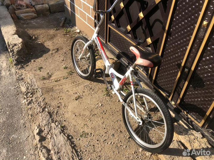 Велосипед Novatrack T9 Classic