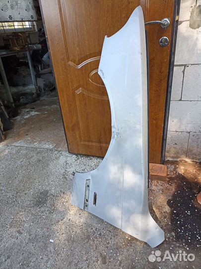 Бмв е39 крыло левое