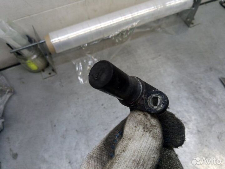 Датчик положения коленвала Chevrolet Aveo хетчбэк