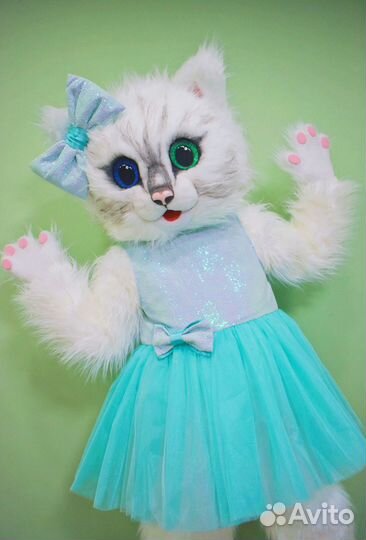 Экспресс поздравление от ласковой кошечки и зайки