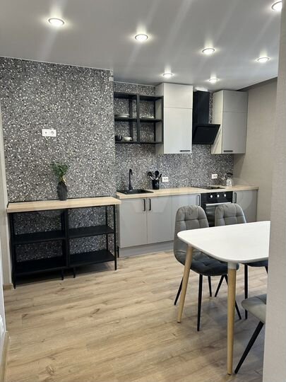 2-к. квартира, 50 м², 12/13 эт.