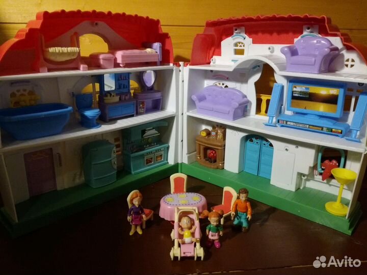 Домик кукольный