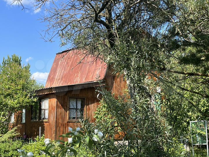 Дача 50 м² на участке 10 сот.