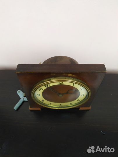 Часы настольные СССР Весна