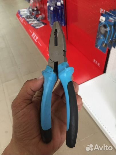 Плоскогубцы 180 мм. МАЯКАВТО