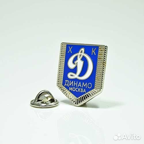 Коллекция хоккейных значков 