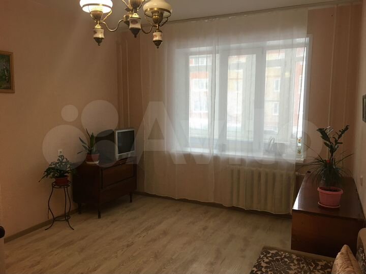 1-к. квартира, 33 м², 2/10 эт.