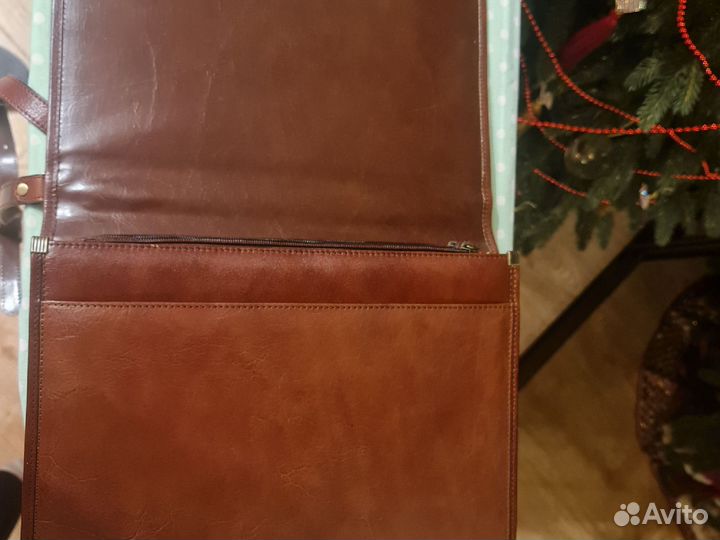 Портфель кожанный Rockbun