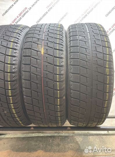 Bridgestone Blizzak DM-V2 215/60 R17 100W