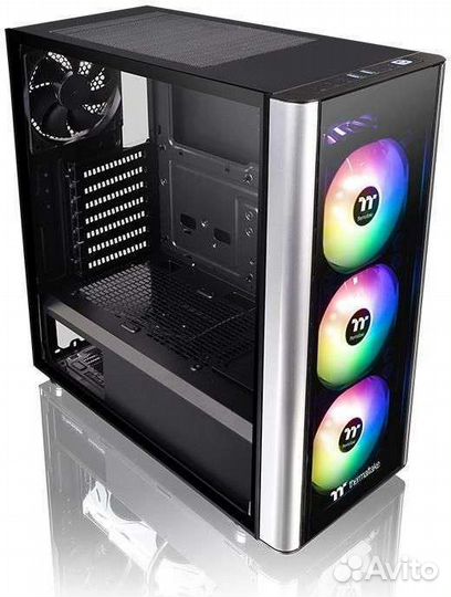 Корпус Thermaltake