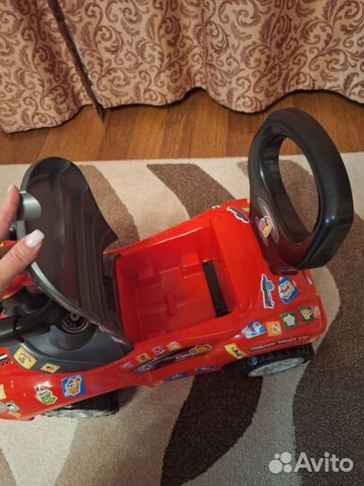 Машинка каталка толокар