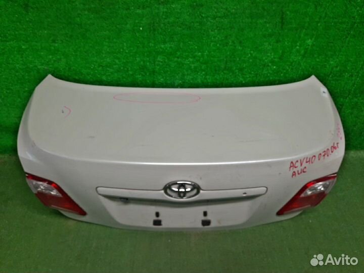 Крышка багажника Toyota Camry 40