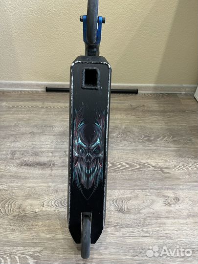 Трюковой самокат