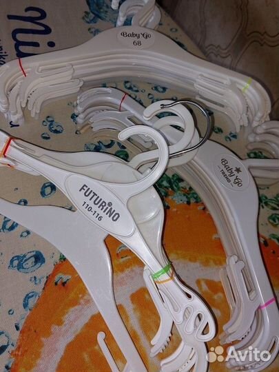 Вешалки детские