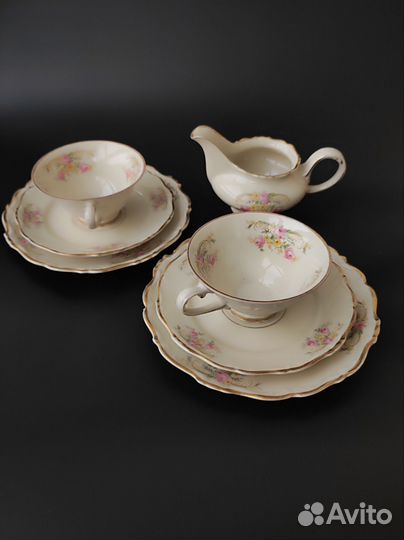 Антикварные Чайные трио и молочник Karlskrona