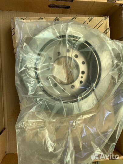 Диски тормозные\задние\Toyota Fortuner