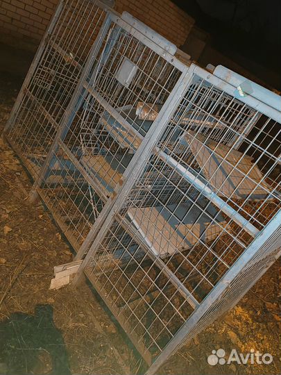 Продаю клетки бу