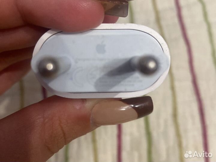 Зарядное устройство на iPhone