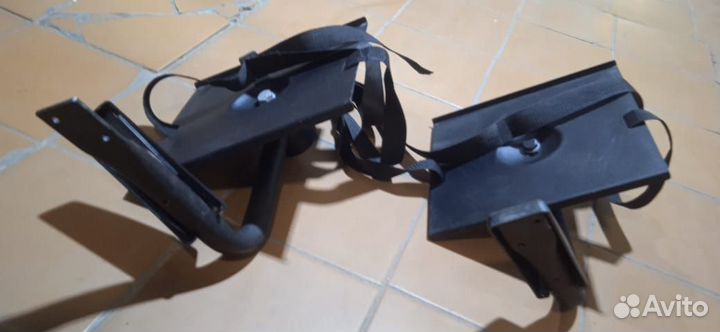 Кронштейн для колонок