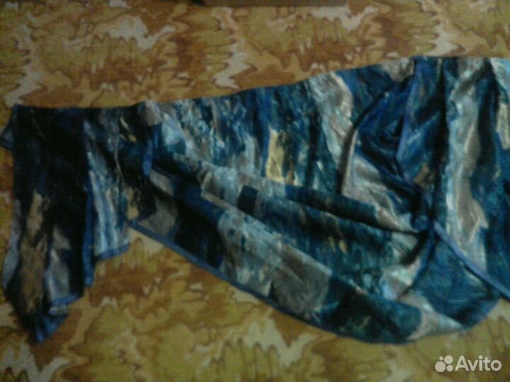 Ламбрикен новый,в длину 2м 40 см,шили в подарок, н