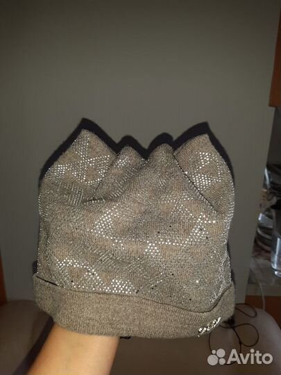 Шапка женская весенняя б/у