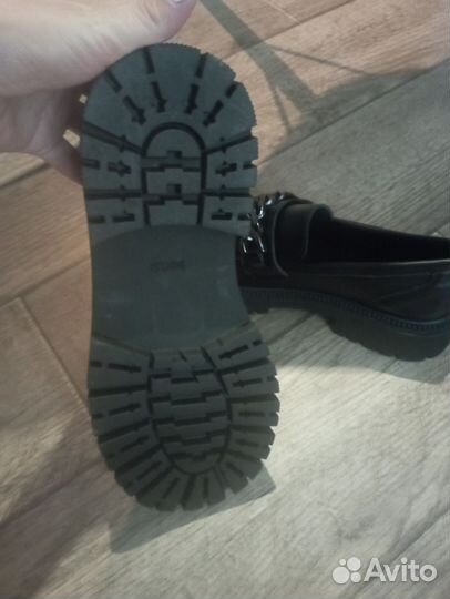 Лоферы женские 39 размер черные