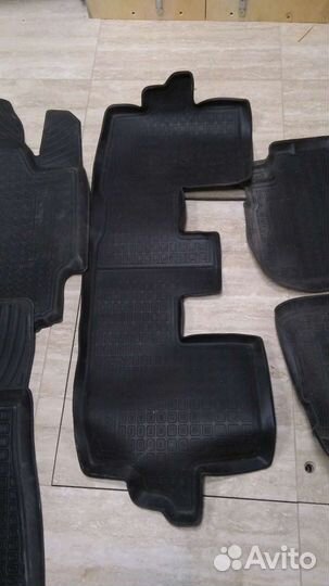 Коврики для Toyota Highlander 2