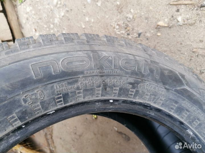 Nokian Tyres Hakkapeliitta 5 SUV 235/60 R18 19B