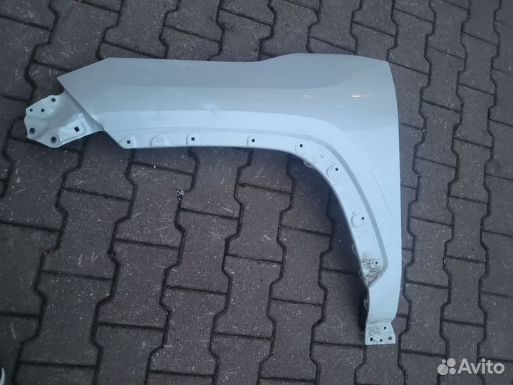 Крыло переднее левое Toyota rav4
