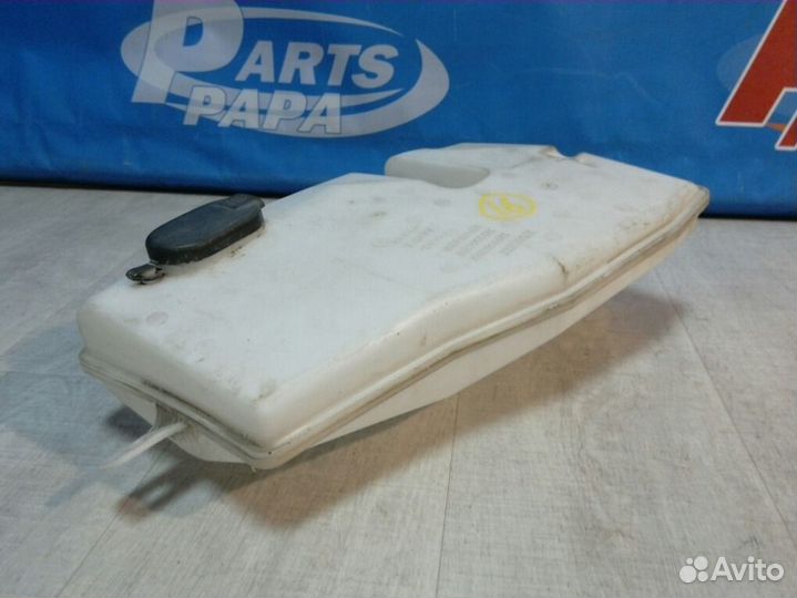 Бачок омывателя Renault Duster 1 1.5 K9K884 2012