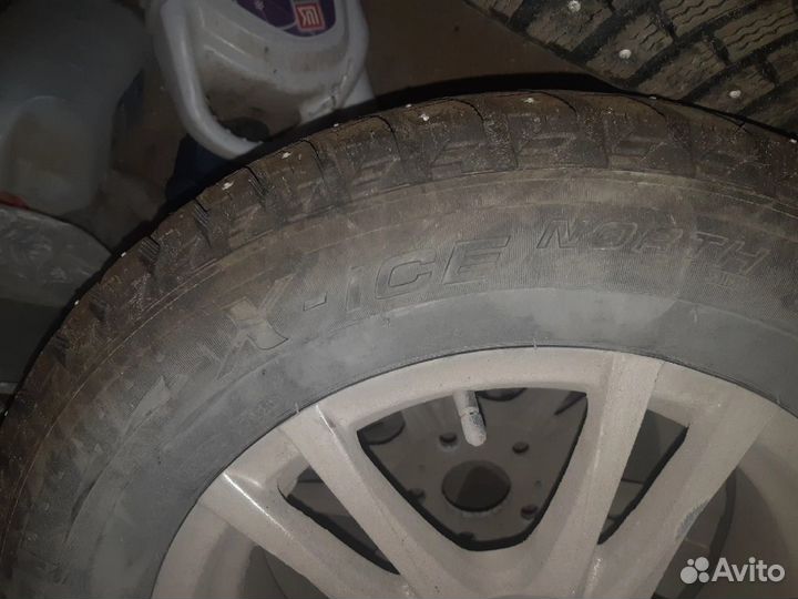 Michelin Agilis X-Ice North 195/65 R15