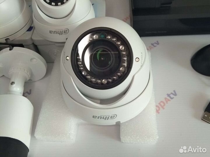 Комплект видеонаблюдения 4/1Мп Dahua 13 камер zoom