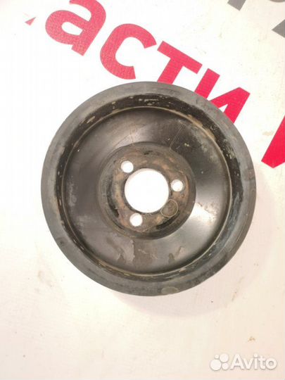 Шкив помпы Opel Astra H хетчбек 1.6 Z16XEP 2006