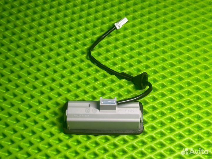 Кнопка открывания багажника Ford Focus 2