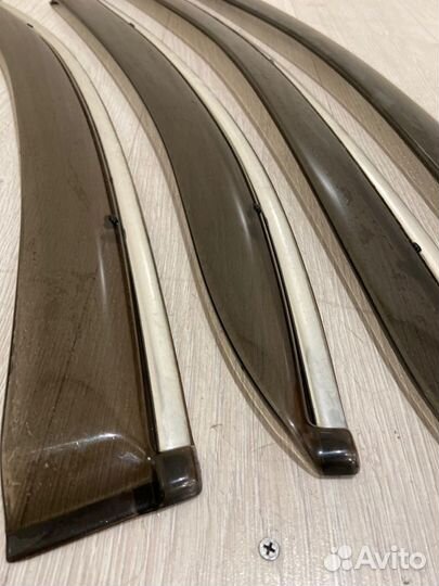 Ветровик на дверь Mercedes Benz S500 W221 M273.961