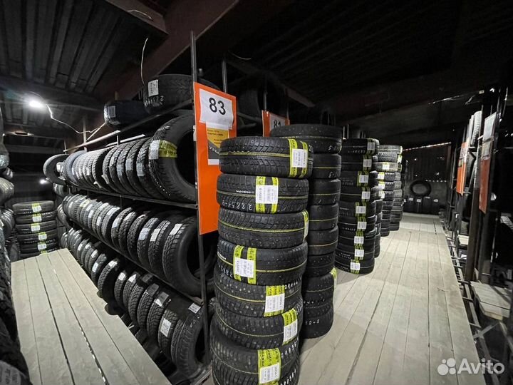 Bridgestone Blizzak DM-V2 265/65 R17 112R