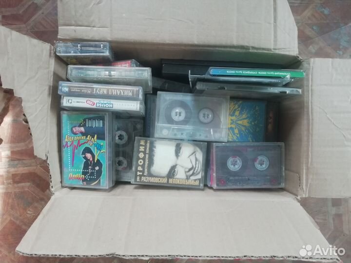 Видео кассеты, диски, аудиокассеты. обмен
