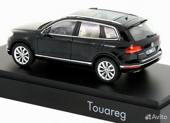 1 43 VW Touareg II 2005