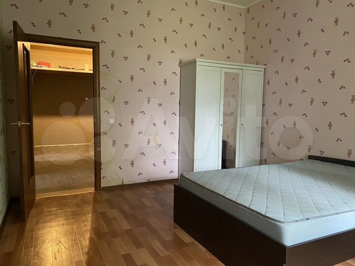 2-к. квартира, 70 м², 2/2 эт.