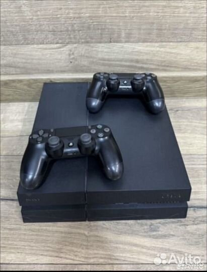 Sony playstation 4 1tb 1208+18игр+2геймпада